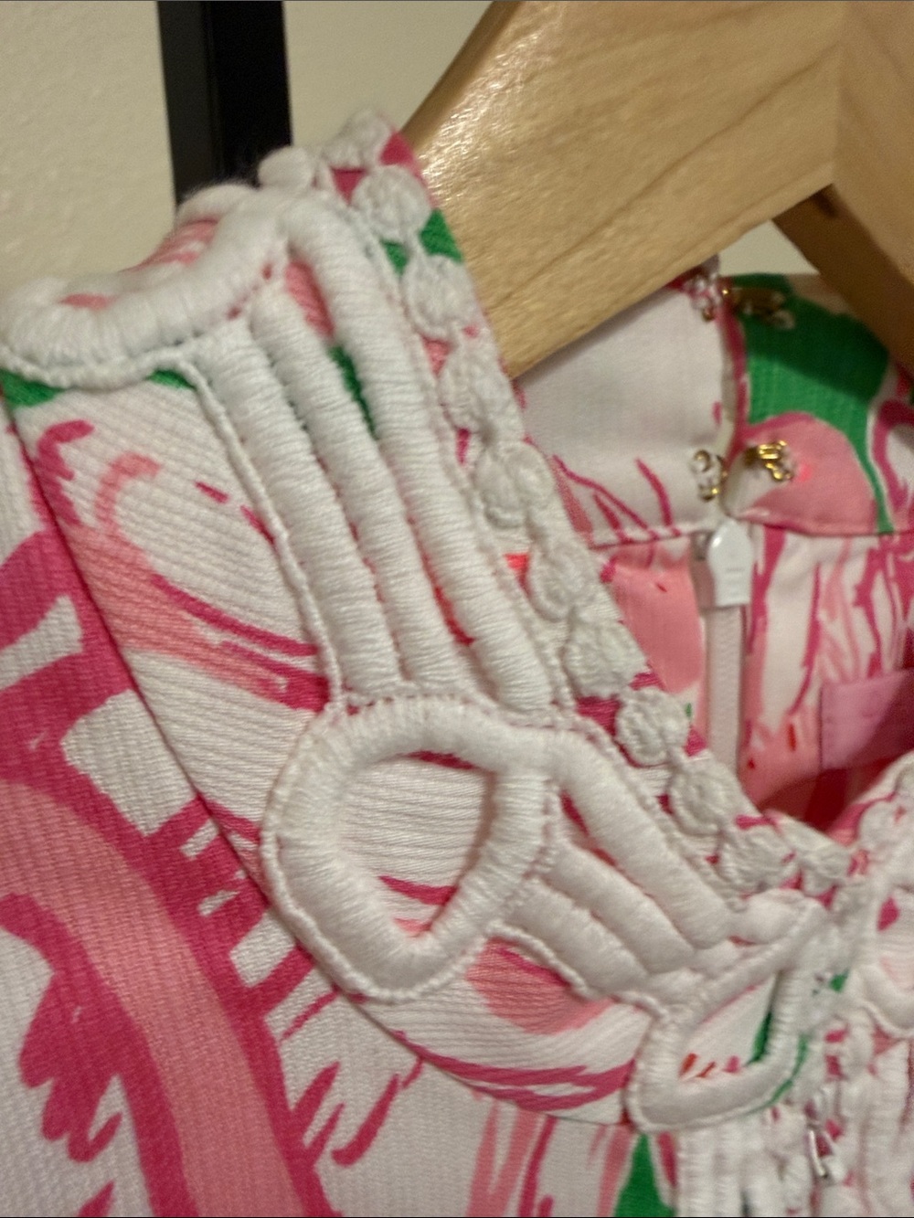 Lilly Pulitzer 💗Sleeveless Pink & Green Flamingo Print Shift Dress - Picture 13 of 15